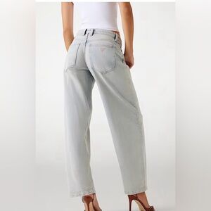 Guess Light Wash Straight Leg Women's Jeans